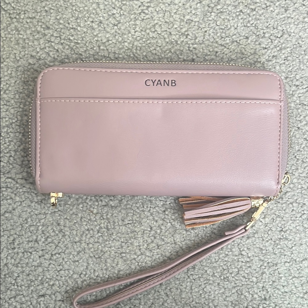 Women's Mauve Wristlet Clutch